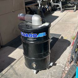 Guardair pneumatic  vacuum 30 gallons