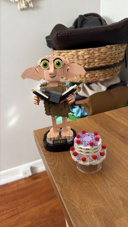 Lego Dobby the House Elf 76421