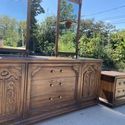 MCM Complete King Bedroom Set With Mattresses American Of Martinsville 