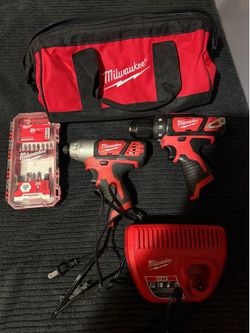 Milwaukee Drill Set