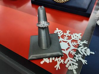 White Gold 14k (.585) 8.5 grams Size 7