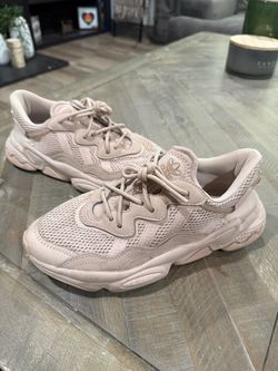 5 pairs shoes $10 each