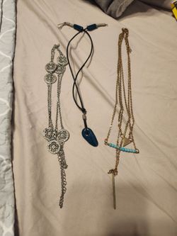 Set of 3 Fashion Necklaces$5  for all