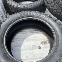 Tires  20,s.  285/55/R20