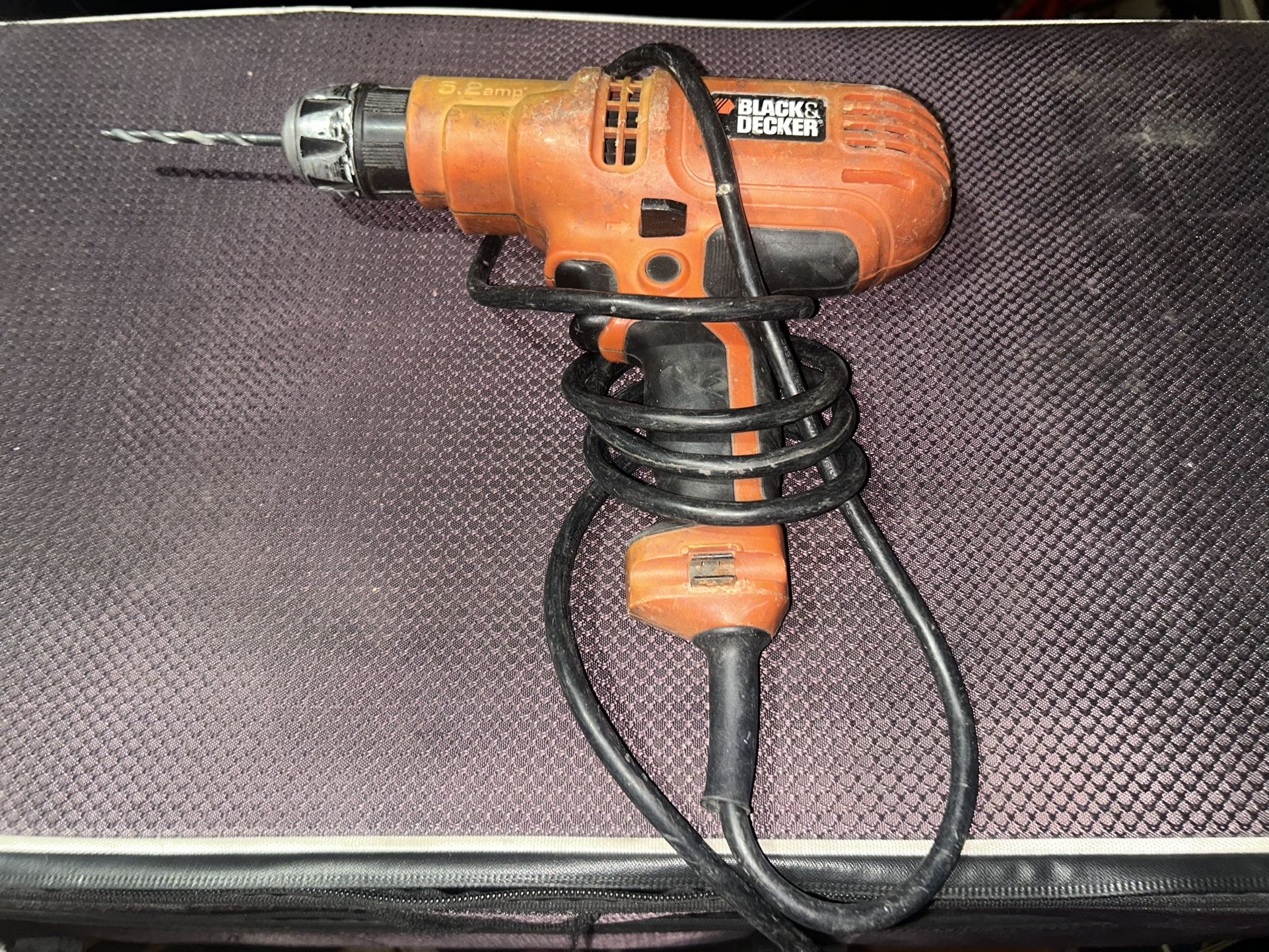 USED - BLACK & DECKER Model DR260C, 3/8” Type 1, 120V 60 Hz Corded Drill