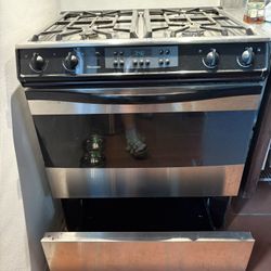 Thermador Gas Range