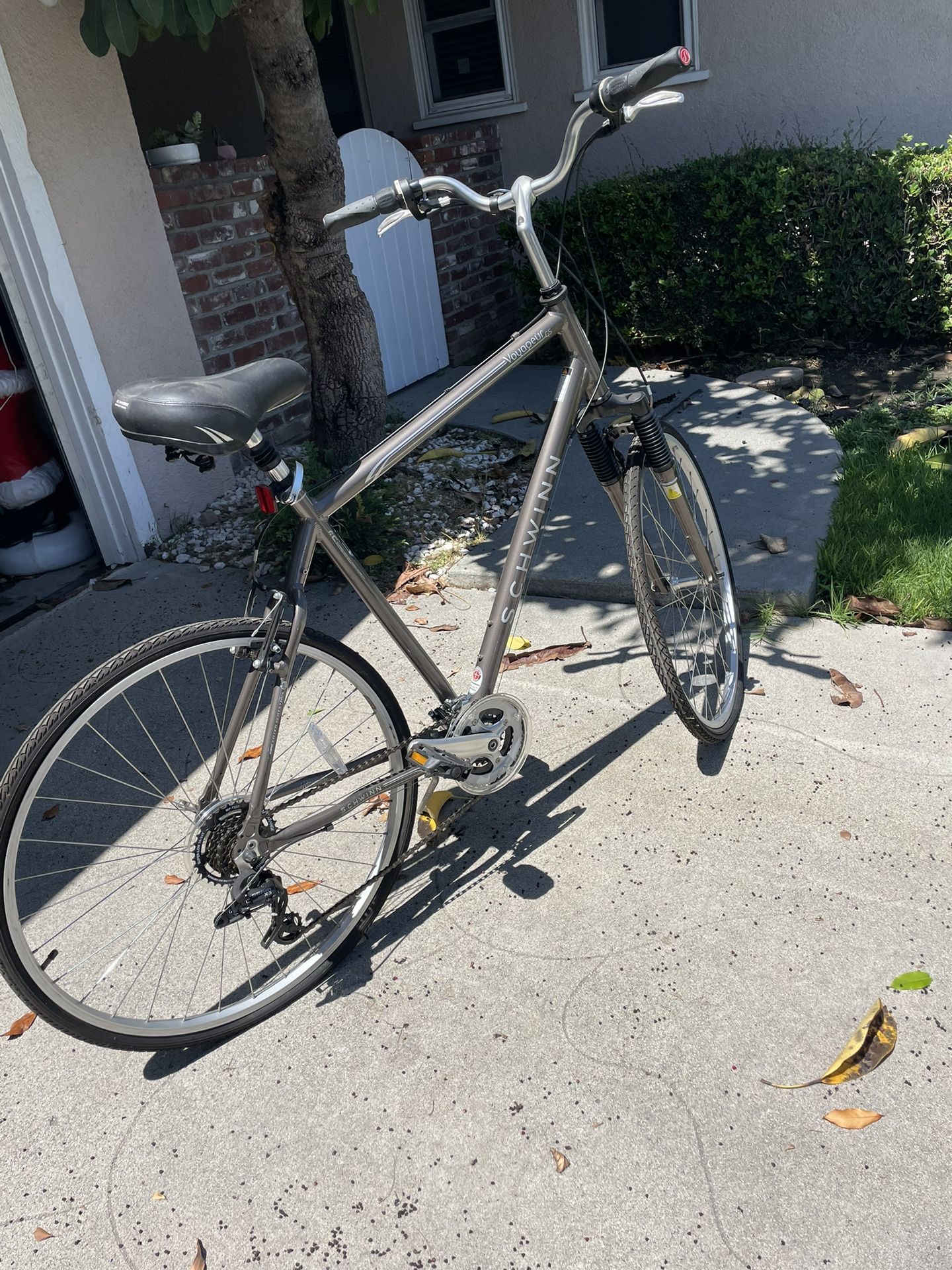Schwinn Voyageur GS Barely Used Xl