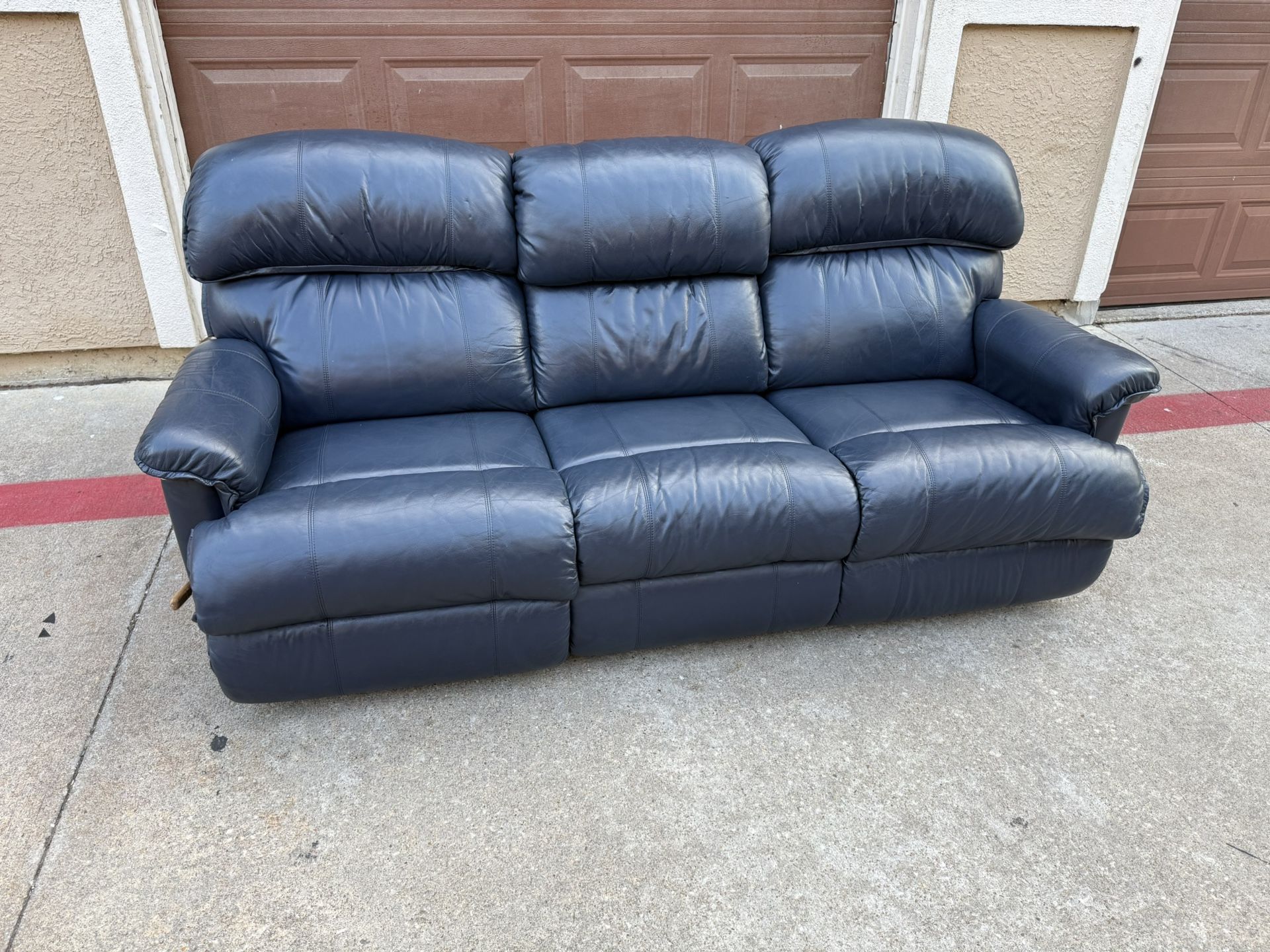 La-Z-Boy Blue Leather Recliner Sofa Couch