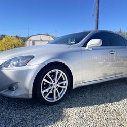 2006 Lexus IS250 Sports Package - Well-Maintained Luxury (108k miles)