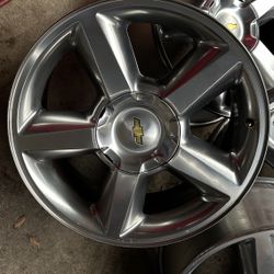 20” LTZ CHEVY GMC RIMS 6 LUGS  6x5.5