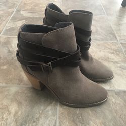 New Dolce Vita Booties Size 8.5