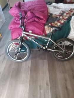 Mongoose Legion BMX Bike