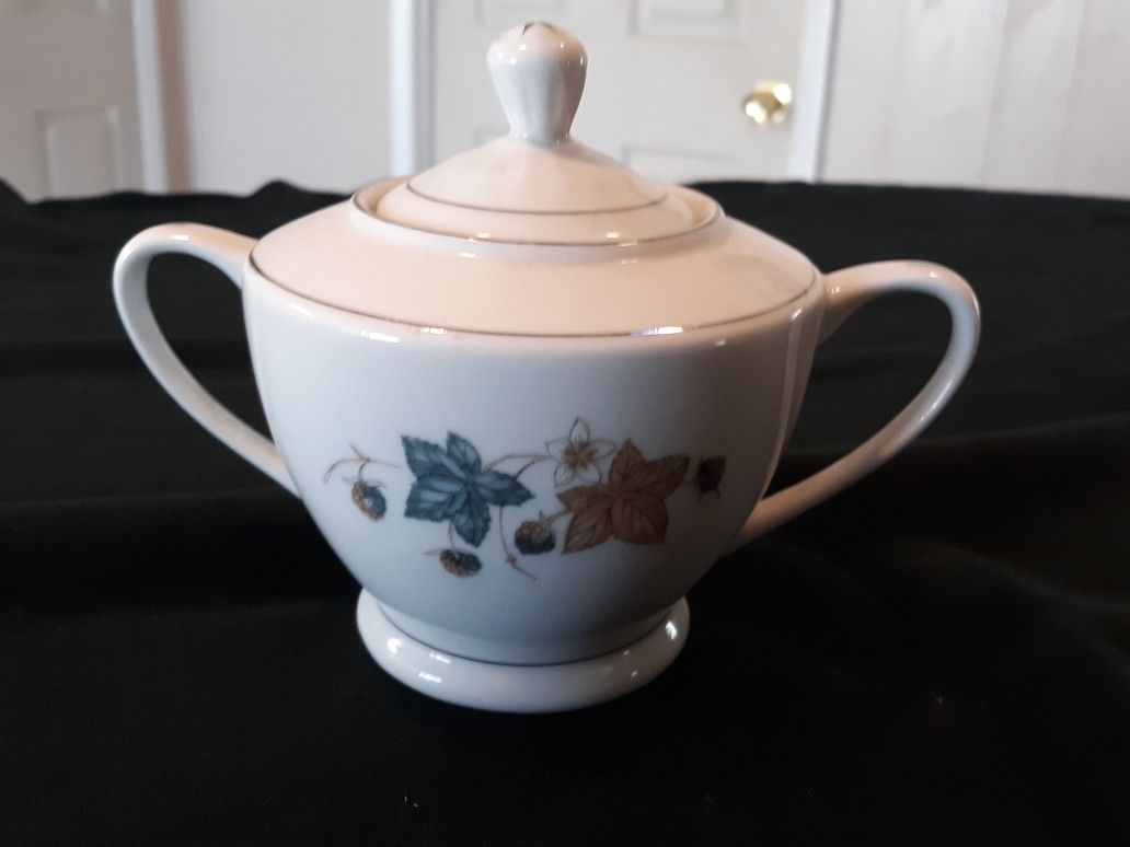 Sugar Bowl By China. Cx433. Made In China