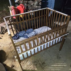 Collection Antique Baby Crib 