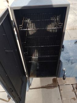 Dyna Glo Vertical offset Smoker