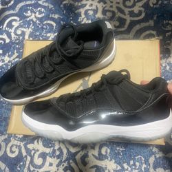 Retro 11 Low Space Jam 
