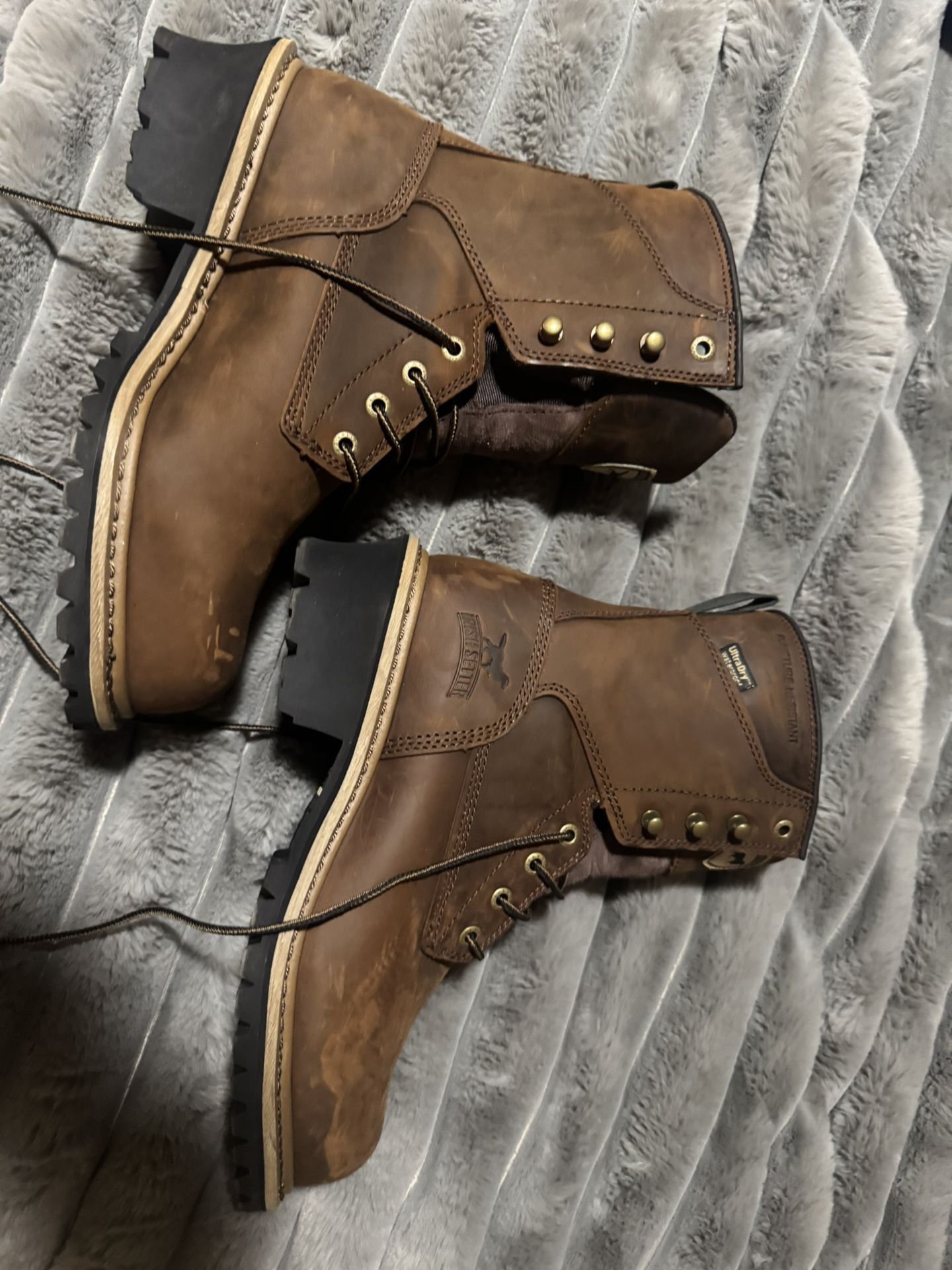 Red Wing Irish Setter Women’s Boots