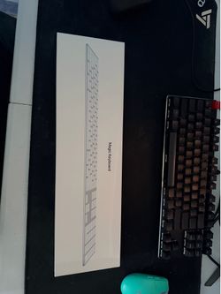 Apple magic keyboard with numerical keypad