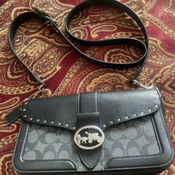 Coach Georgie Leather Purse 