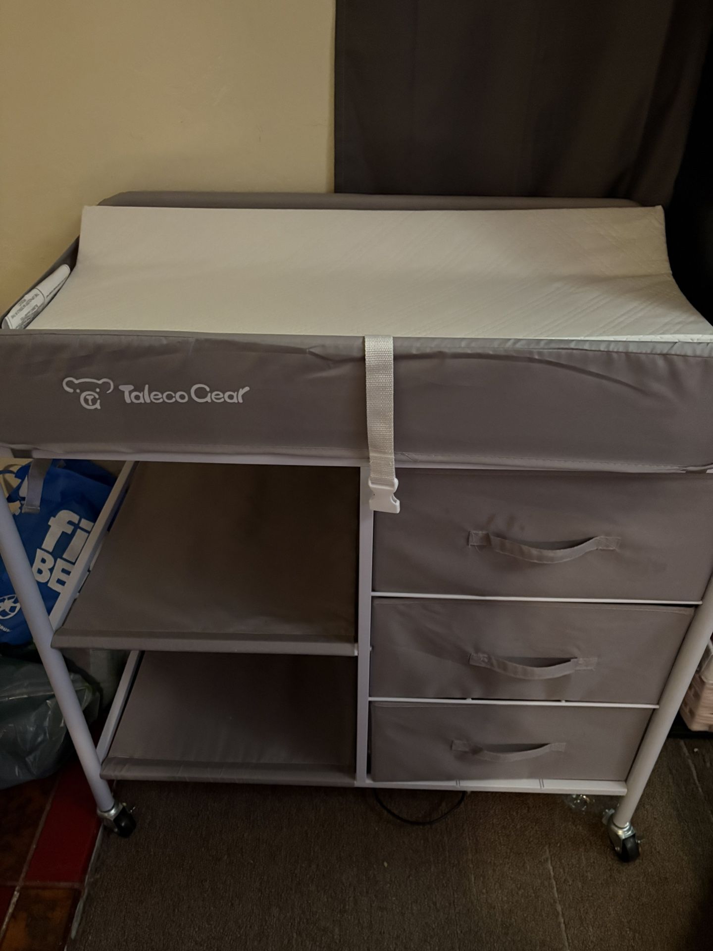 Baby Changing Table With Changing Pad