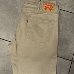 Levi’s Jeans