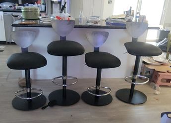 4 bar chairs