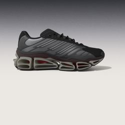 Adidas Chavarria Megaride AG Size 12.5m