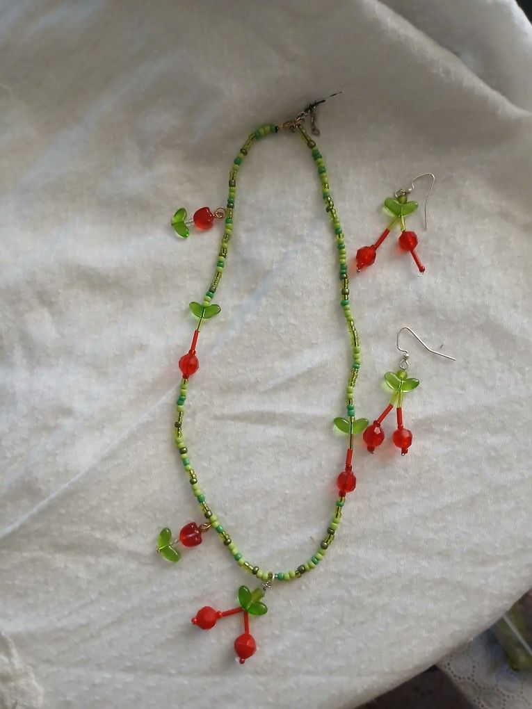 Necklace And More