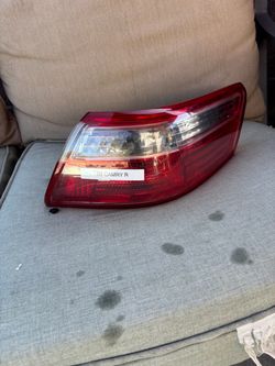 RIGHT PASSENGER SIDE TAIL LIGHT 2009 TOYOTA CAMRY