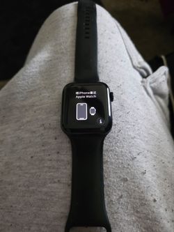Apple Watch SE 44mm LTE and Bluetooth