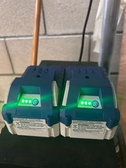 a Snow Joe / Sun Joe 24VBAT 24-Volt 4.0 Ah Lithium-Ion Battery (Model 24VBAT