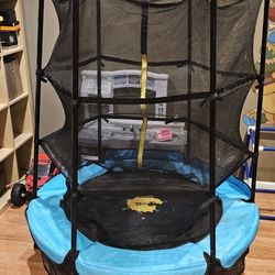 indoor trampoline with safety net