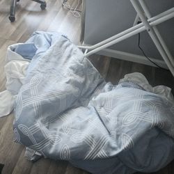 Free Comforter Set Baby Blue Color Used 