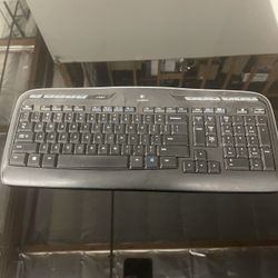 Logitech Wireless Keyboard 