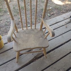 Vintage Oak Hill Furniture Toddler/Child's Rocking Chair