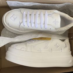 White Sneakers New LV 