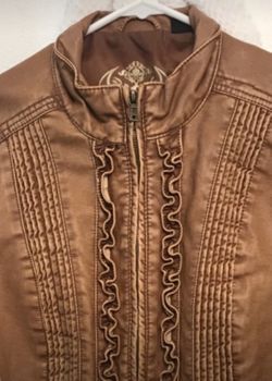 Adorable leather jacket for women