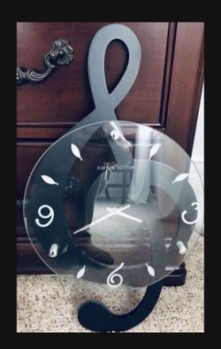 Music Note Wall Clock