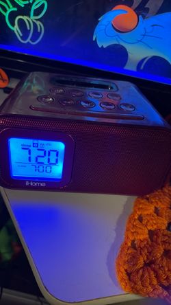 iHome Alarm Clock Radio with Speaker Dock