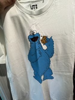 Kaws Uniqlo Collab Size Medium