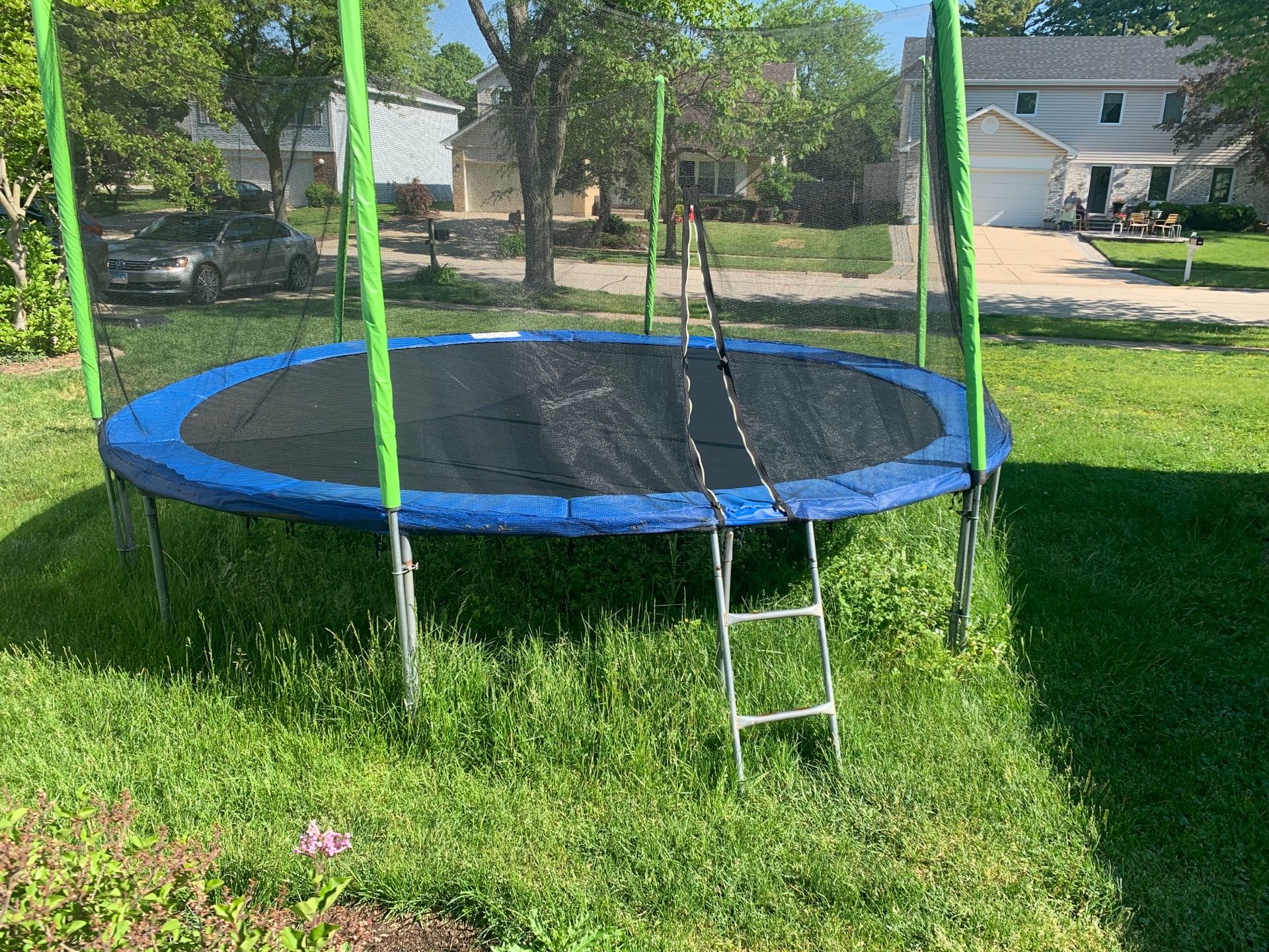 15 ft Zupapa Trampoline