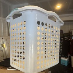 Landry Basket