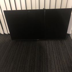 43 Inch Hisense Smart TV with Remote Like NEW 