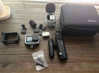 Go Pro Hero 11 Bundle
