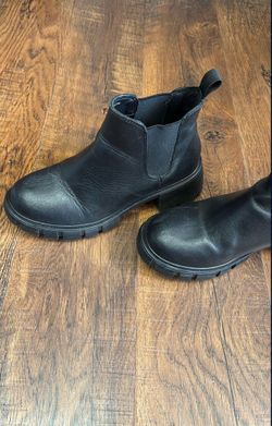 Steven Madden Boots