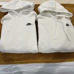 Nike Sweaters