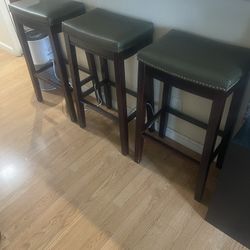 3 Bar Stool Chairs