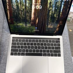 2019 MacBook Pro 13 Inch 