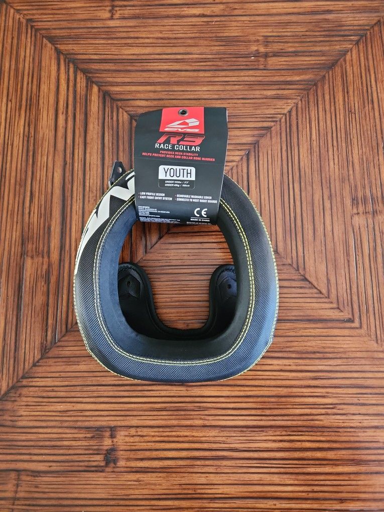 Race Collar EVS R3 Race Collar