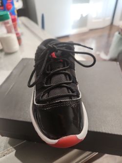 BOYS JORDAN  SIZE 10C LIKE BRAND NEW $40 FIRM!